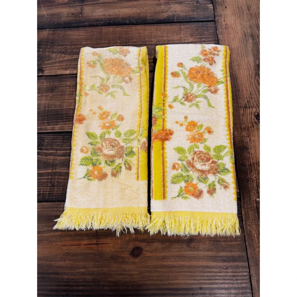 Vintage 1970s Floral Bath Towels Pair Yellow Green Retro Fringe Cottagecore 70s